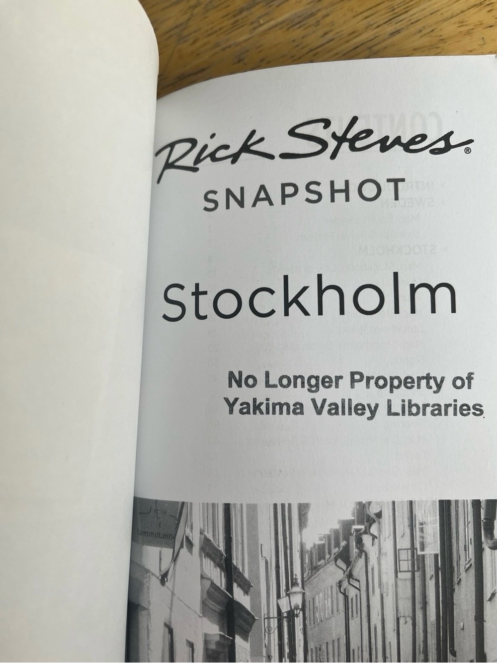 Rick Steves Snapshot Stockholm Guidebook - Teal & Navy - Picture 3 of 4